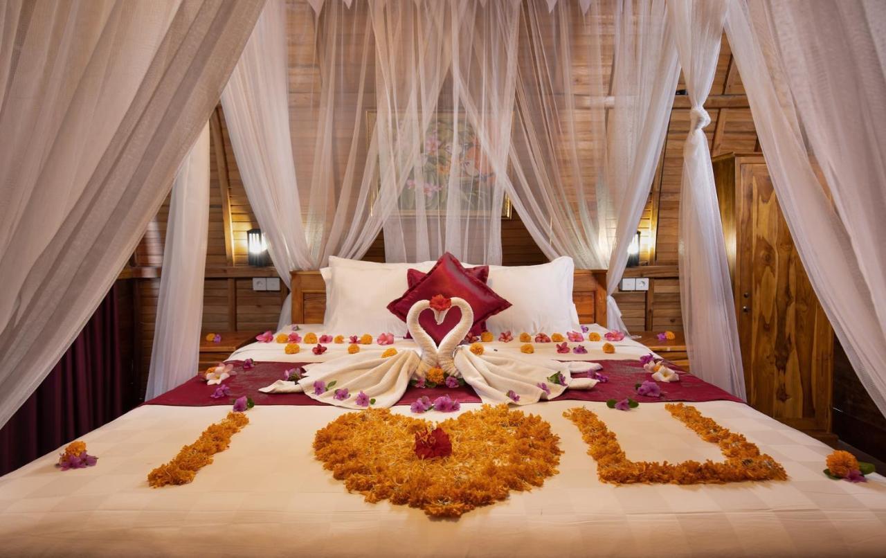 Santen Beach Bungalows Ped Экстерьер фото