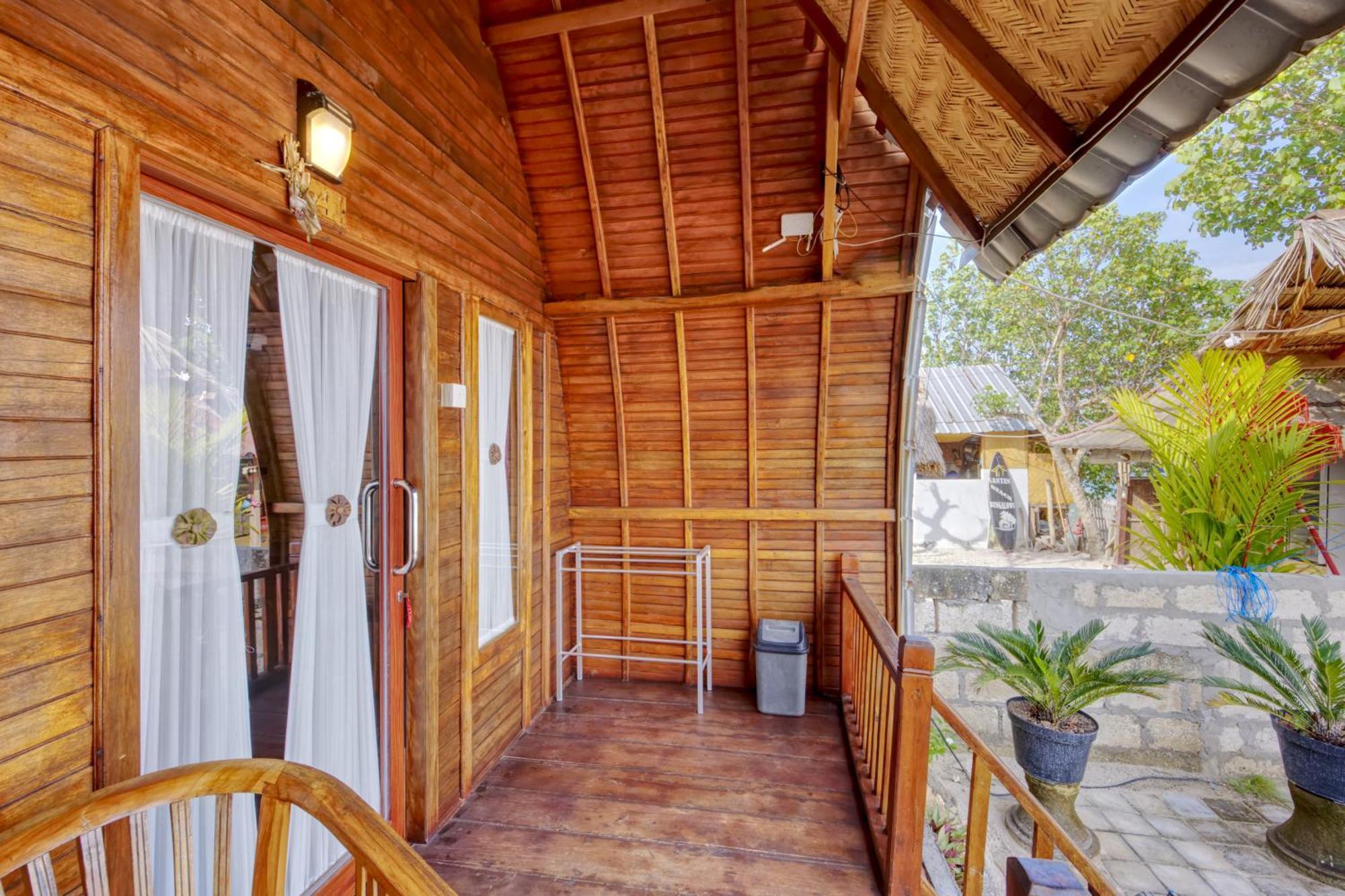 Santen Beach Bungalows Ped Экстерьер фото