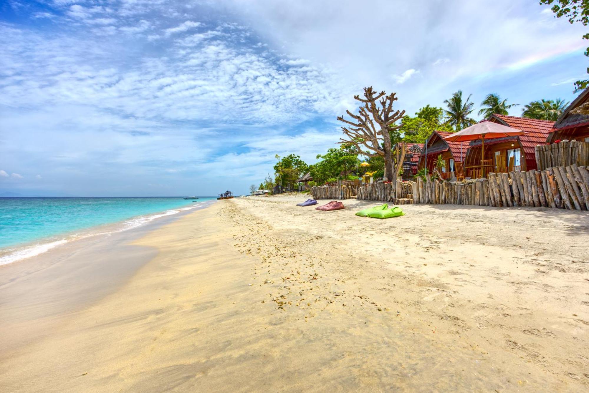 Santen Beach Bungalows Ped Экстерьер фото