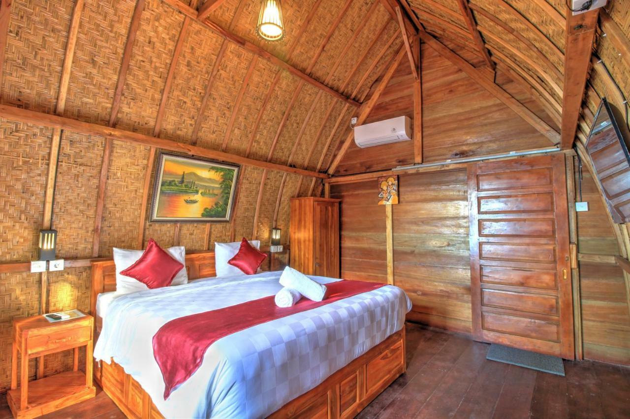 Santen Beach Bungalows Ped Экстерьер фото